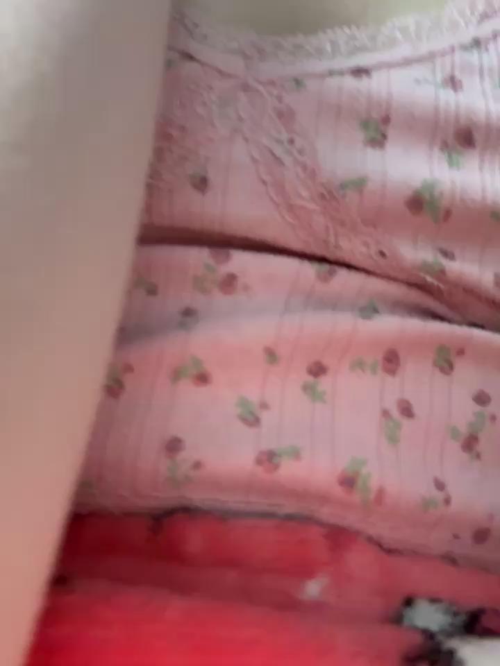 bambi_lu Stripchat recording at 2025-09-07 00:00:00