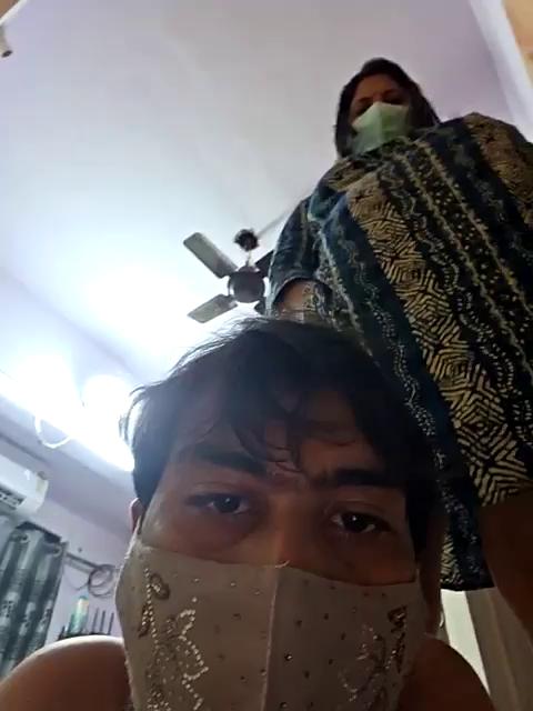 MOM-SUN-COUPLE Stripchat recording at 2025-09-13 00:00:00