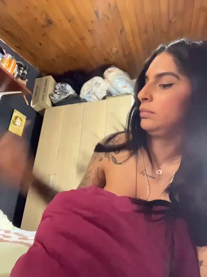 charlotte_stevenss_ Stripchat recording at 2025-09-13 00:00:00