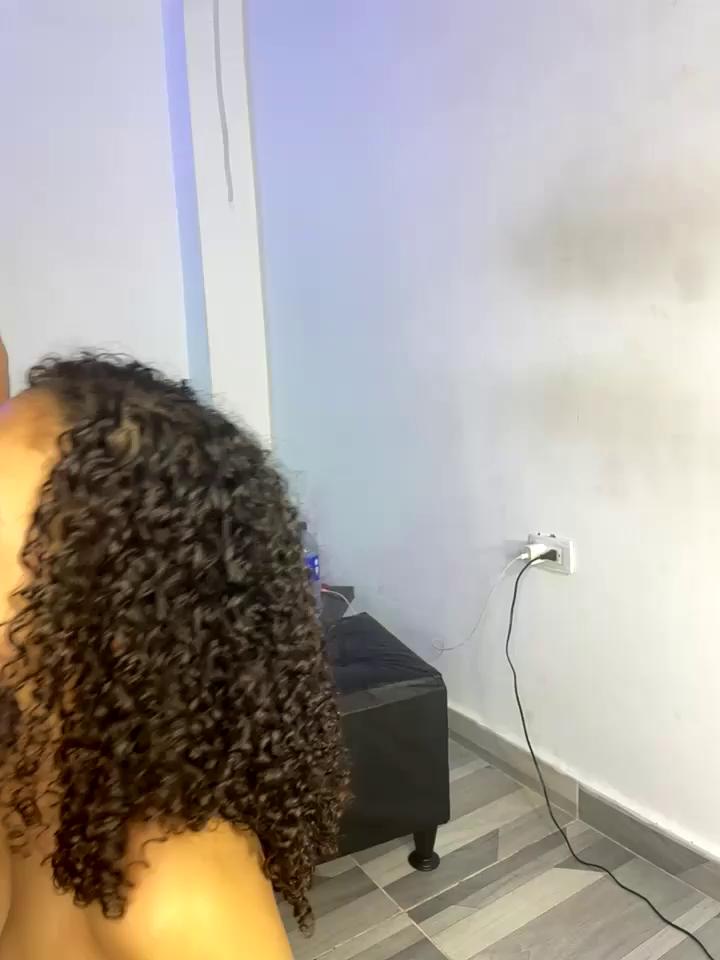 young_liza Profile ~ camsrip