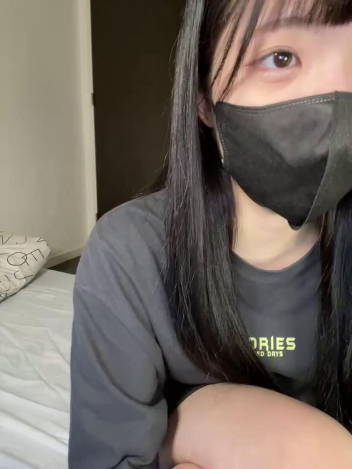 irohani_usagi Stripchat recording at 2025-09-13 00:00:00