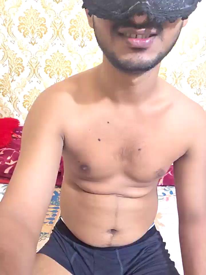 RealcoupleP Stripchat recording at 2025-09-13 00:00:00