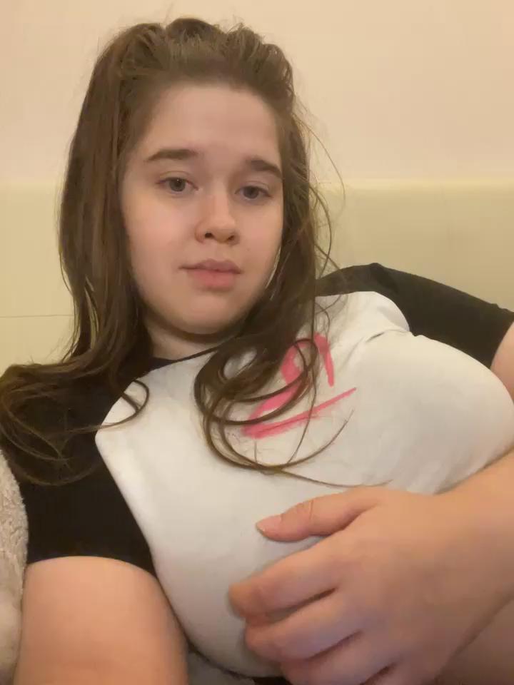 HornyGirlH Stripchat recording at 2025-09-14 00:00:00