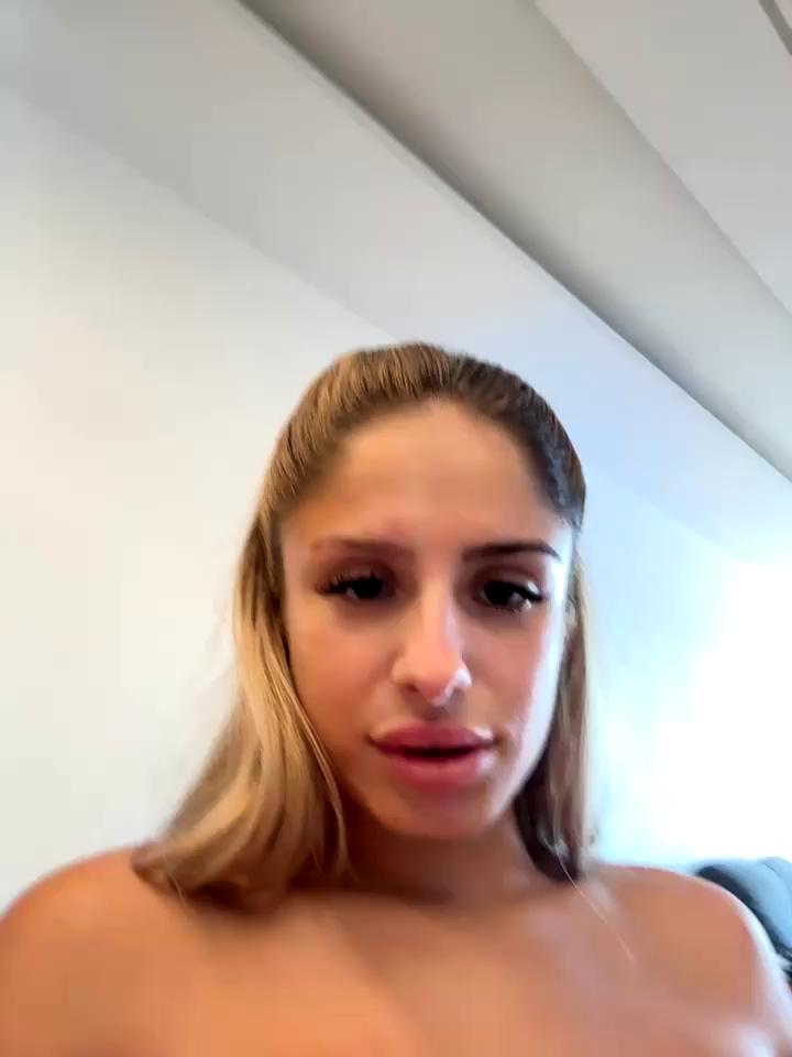 SophieVJ Stripchat recording at 2025-09-15 00:00:00