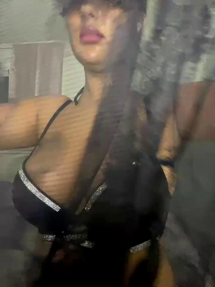 LOLO_QUEEN_ARABE Stripchat recorded on 2025-09-15 00:00:00 - SheWasLive