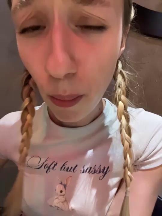 Lia__Love Stripchat recording at 2025-09-16 00:00:00