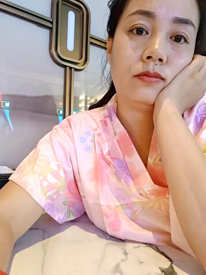 bingxin- Stripchat recording at 2025-09-16 00:00:00