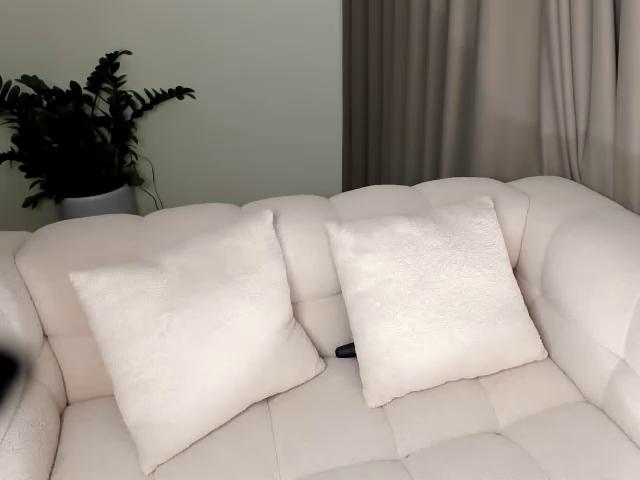 Jingbonnie Stripchat recorded on 2025-09-17 00:00:00 - SheWasLive