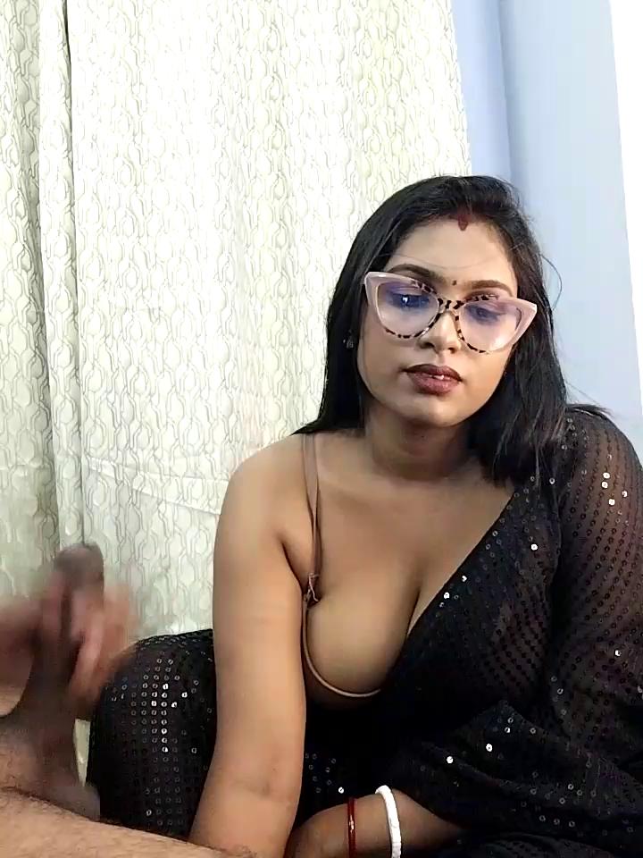 Queen_Doll Stripchat recording at 2025-09-27 00:00:00