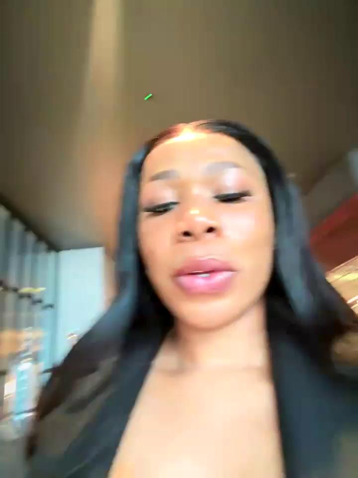 Belle___ Stripchat recording at 2025-09-27 00:00:00