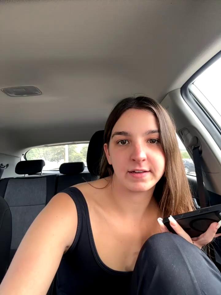 DoriDeluxe66 Stripchat recording at 2025-09-28 00:00:00
