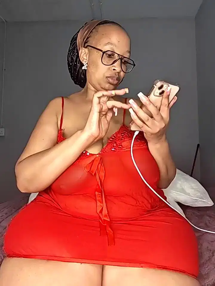 xyz089 Stripchat recording at 2025-09-28 00:00:00