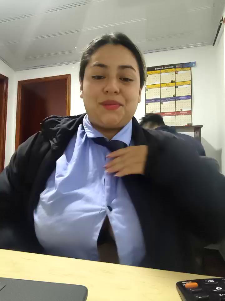 DULCE__26 Stripchat recording at 2025-09-28 00:00:00