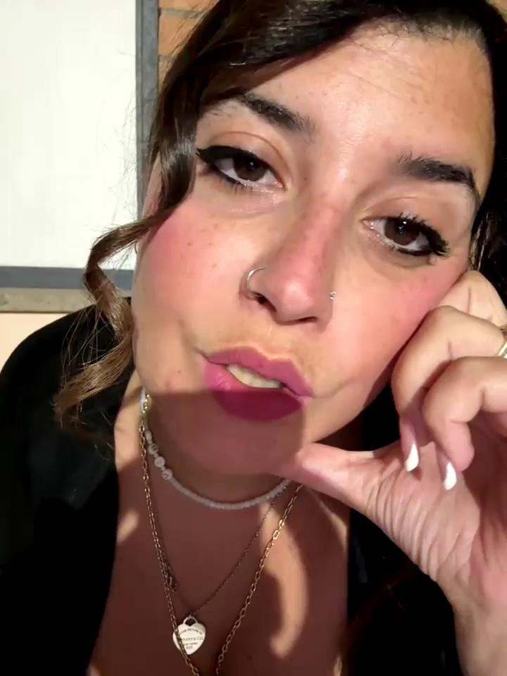 Novababy18 Stripchat recording at 2025-09-28 00:00:00