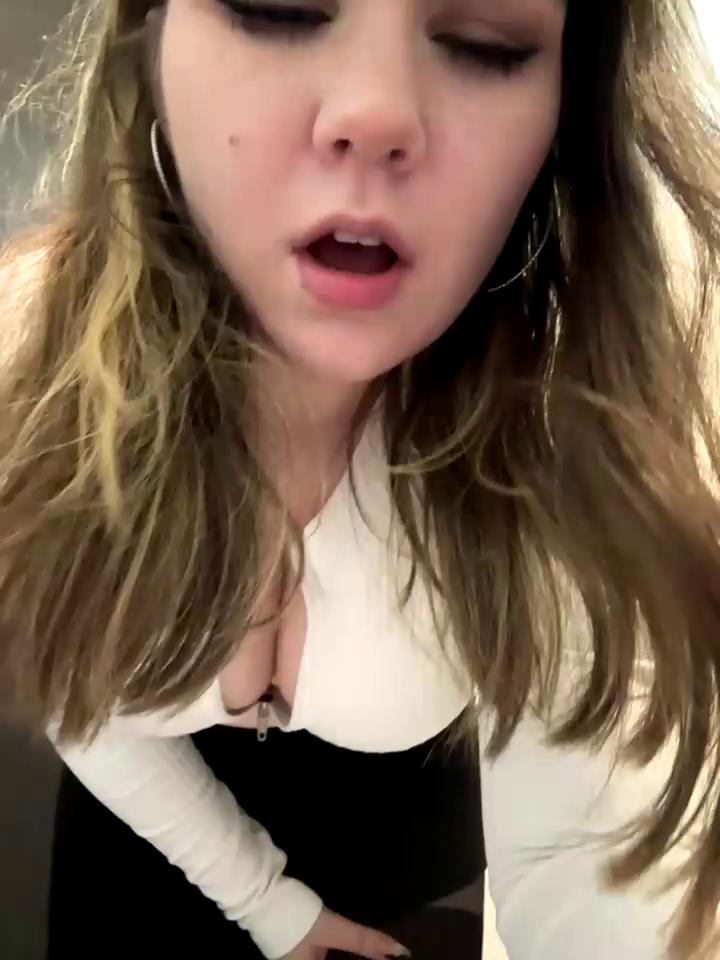 PumaShyXD Stripchat recording at 2025-09-28 00:00:00