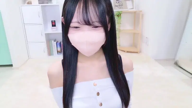 Suzu_ch_xx Stripchat recording at 2025-09-29 00:00:00