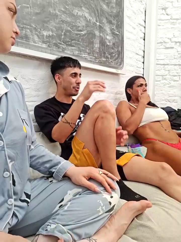 Elnonoykeila77 Stripchat recording at 2025-09-30 00:00:00