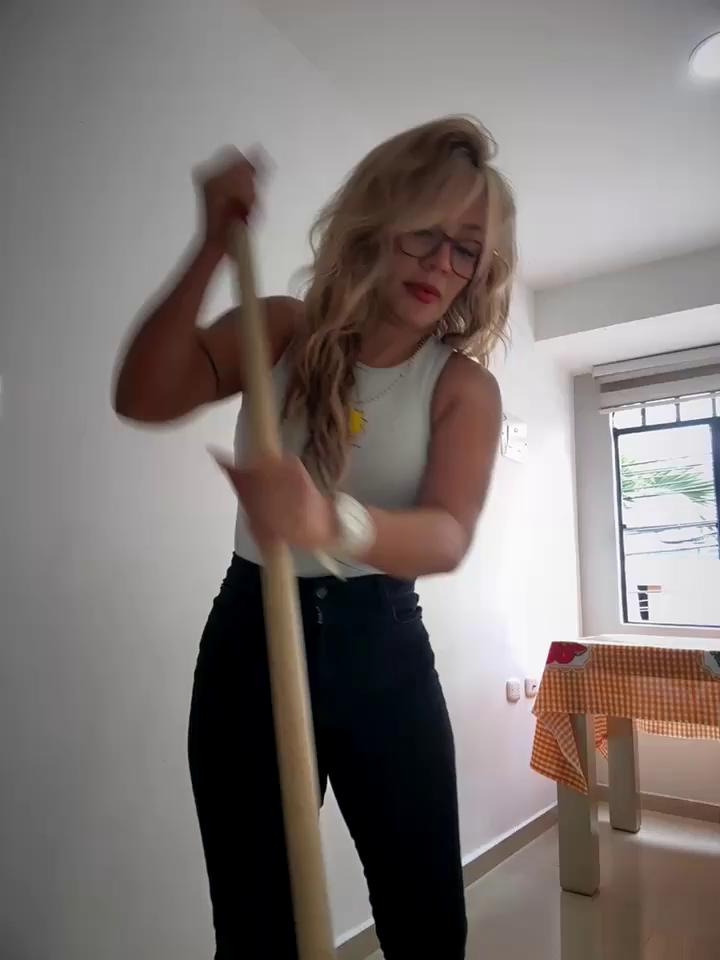 DIANITA_1988 Stripchat recording at 2025-09-30 00:00:00