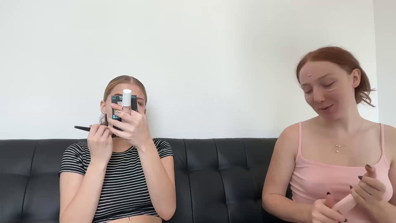kykybaby4444 Stripchat recording at 2025-10-01 00:00:00