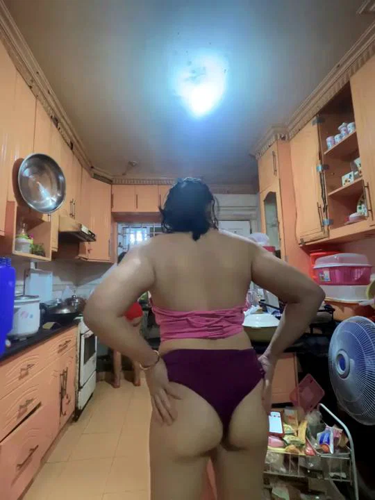 sweetieme Stripchat recording at 2025-10-01 00:00:00