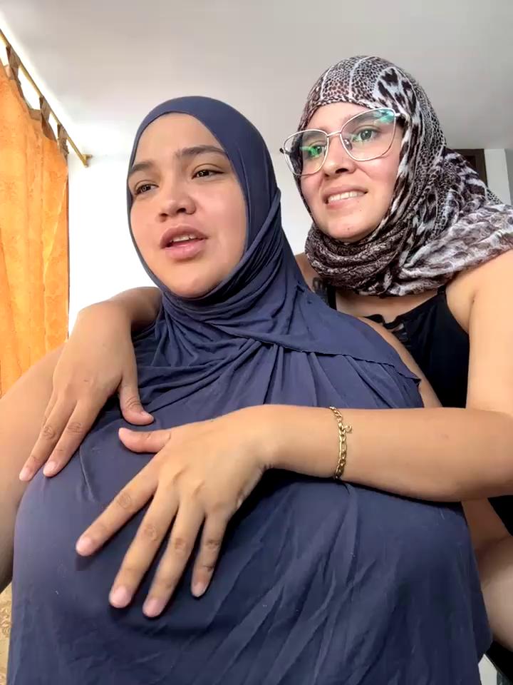 sweetmuslim01 Stripchat recording at 2025-10-02 00:00:00