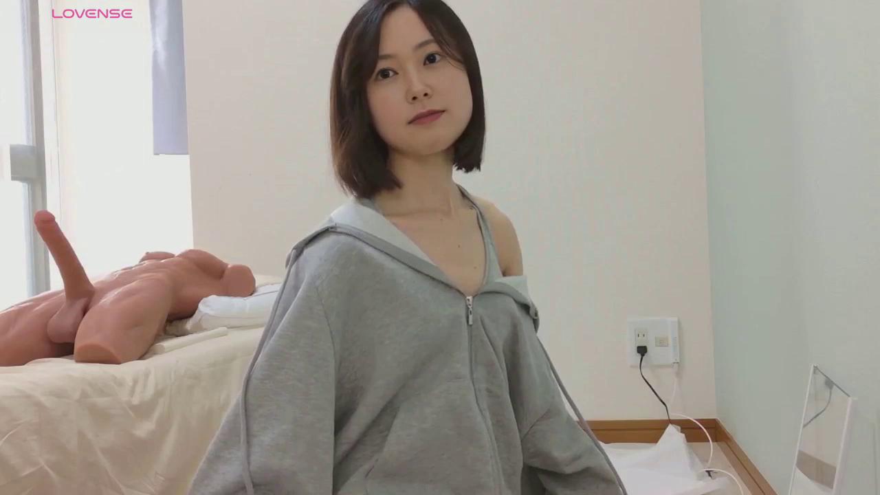 tsumugi_0721 Stripchat recording at 2025-10-02 00:00:00