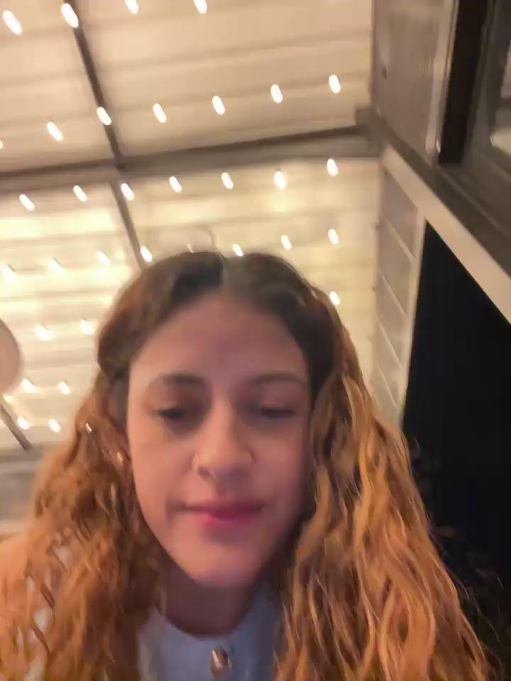 alana15 Stripchat recording at 2025-10-03 00:00:00