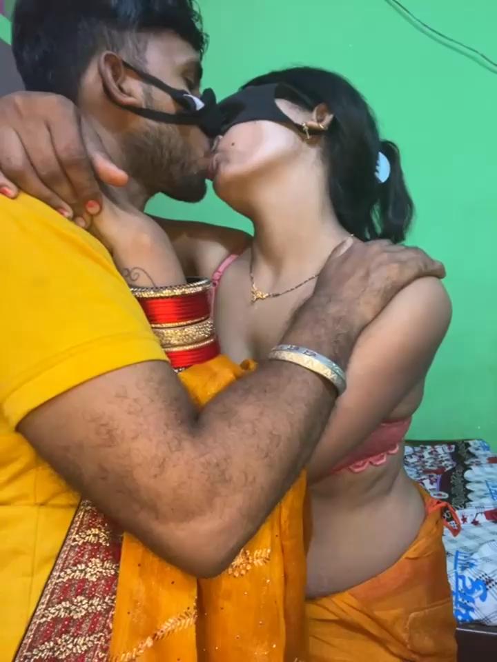 HOT-SUMAN-BABY Stripchat recording at 2025-10-03 00:00:00