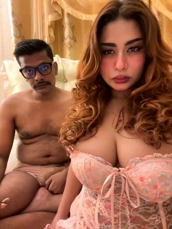 AICoUpLE Stripchat recording at 2025-10-04 00:00:00