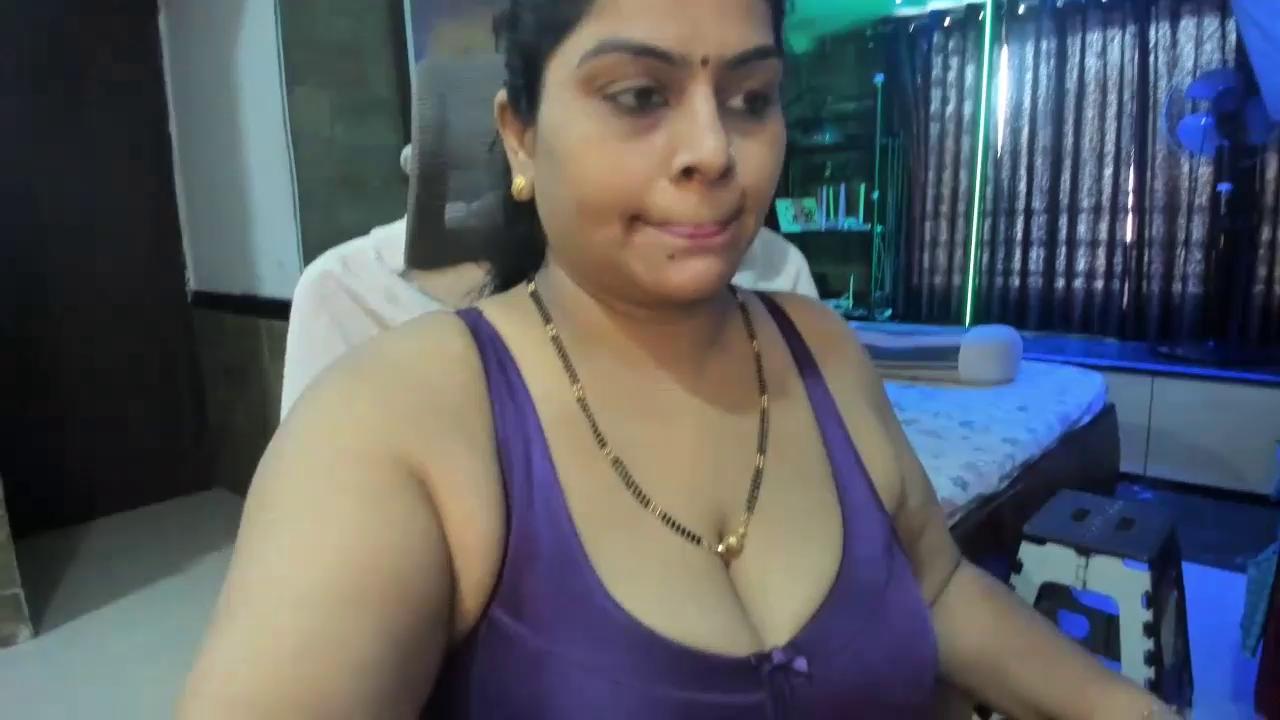 Indiancouple25 Stripchat recording at 2025-10-05 00:00:00
