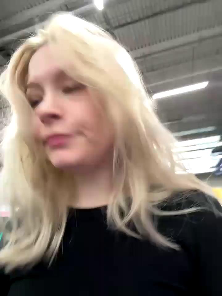 Cum_girlss Stripchat recording at 2025-10-05 00:00:00