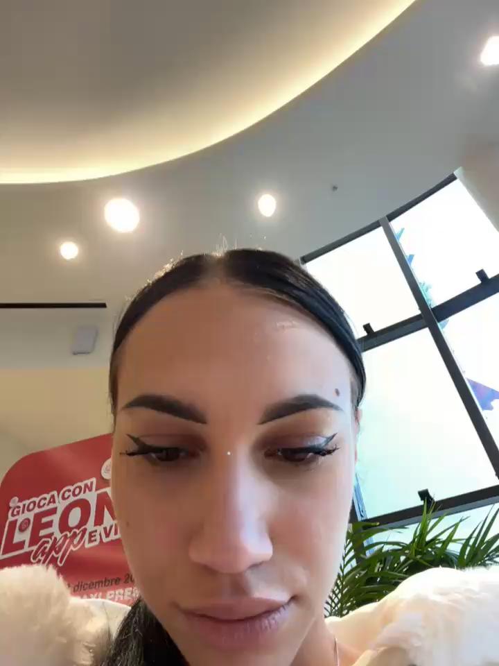 ilariea_girl Stripchat recording at 2025-10-08 00:00:00