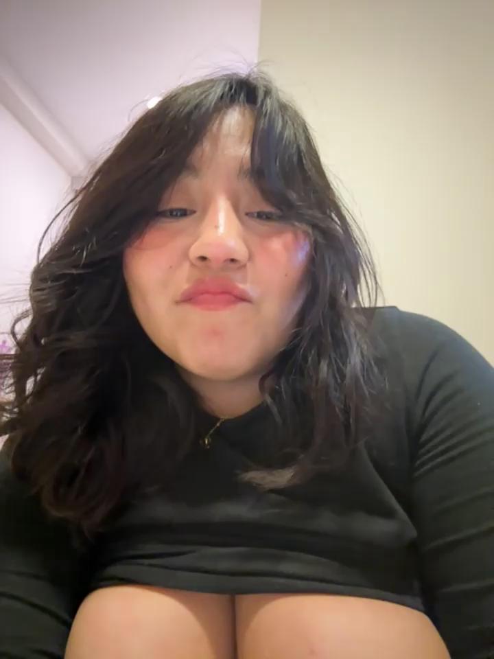 NamiNae Stripchat recording at 2025-10-09 00:00:00