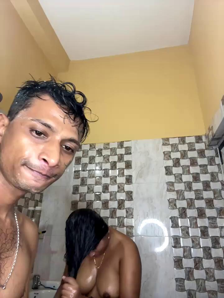 RedQQueen Stripchat recording at 2025-10-10 00:00:00