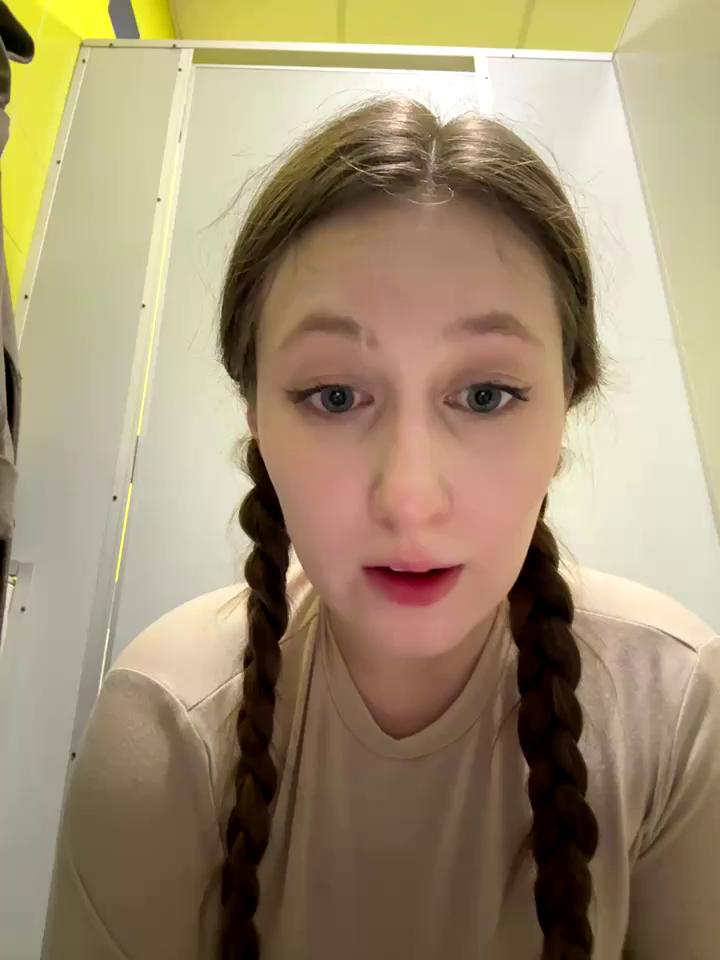FroggyAnna Stripchat recording at 2025-10-10 00:00:00