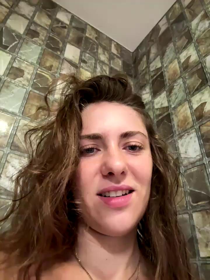 MariiD Stripchat recording at 2025-10-10 00:00:00