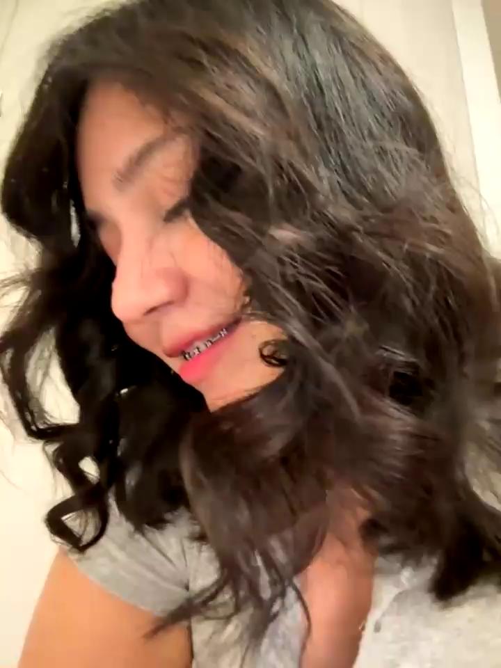 NamiNae Stripchat recording at 2025-10-10 00:00:00
