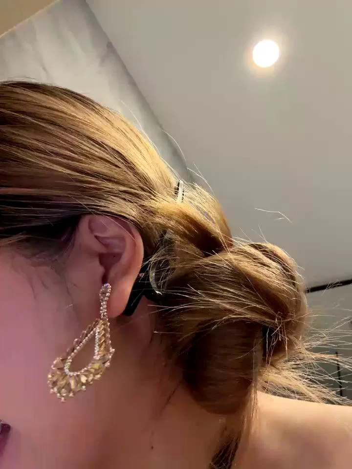 Kiki--2025 Stripchat recording at 2025-10-10 00:00:00