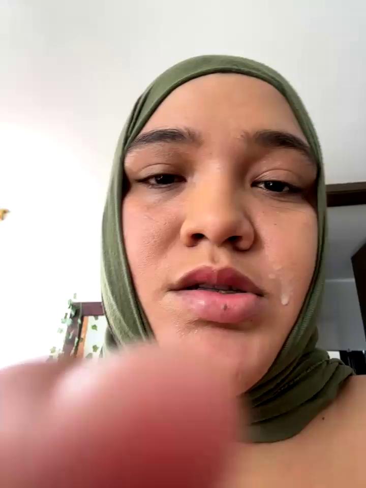 sweetmuslim01 Stripchat recording at 2025-10-10 00:00:00