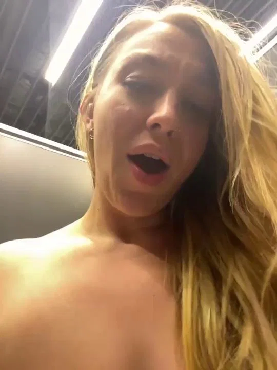 Sweet___Emily Stripchat recording at 2025-10-10 00:00:00