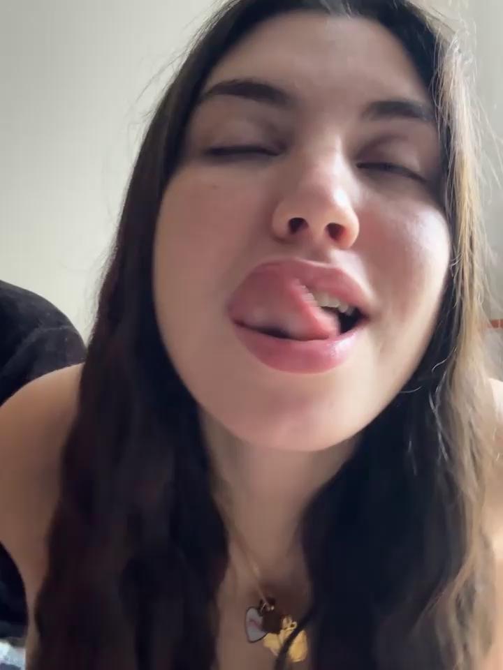 couplepenetration Stripchat recording at 2025-10-11 00:00:00