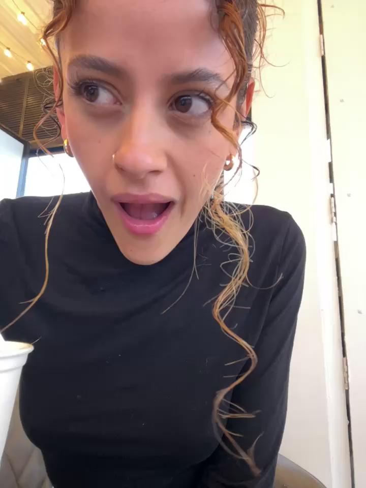 alana15 Stripchat recording at 2025-10-11 00:00:00