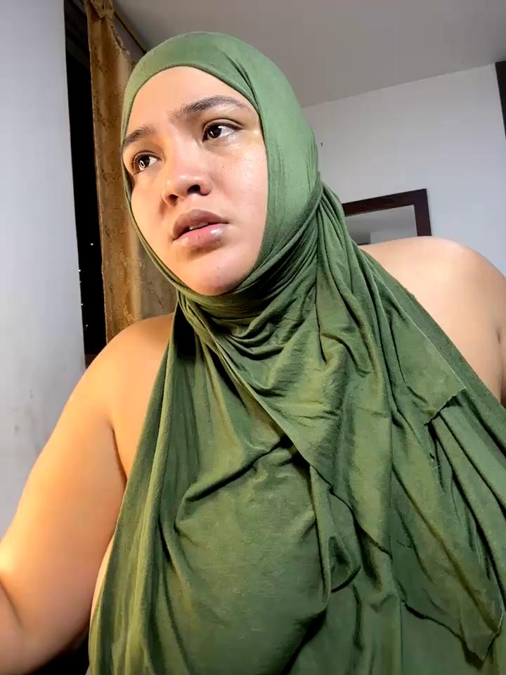 sweetmuslim01 Stripchat recording at 2025-10-11 00:00:00