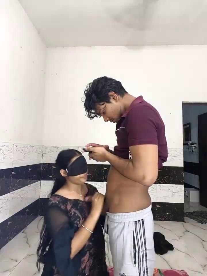 riya190 Stripchat recording at 2025-10-11 00:00:00