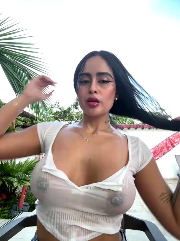 Alexandra_duque Stripchat recording at 2025-10-12 00:00:00