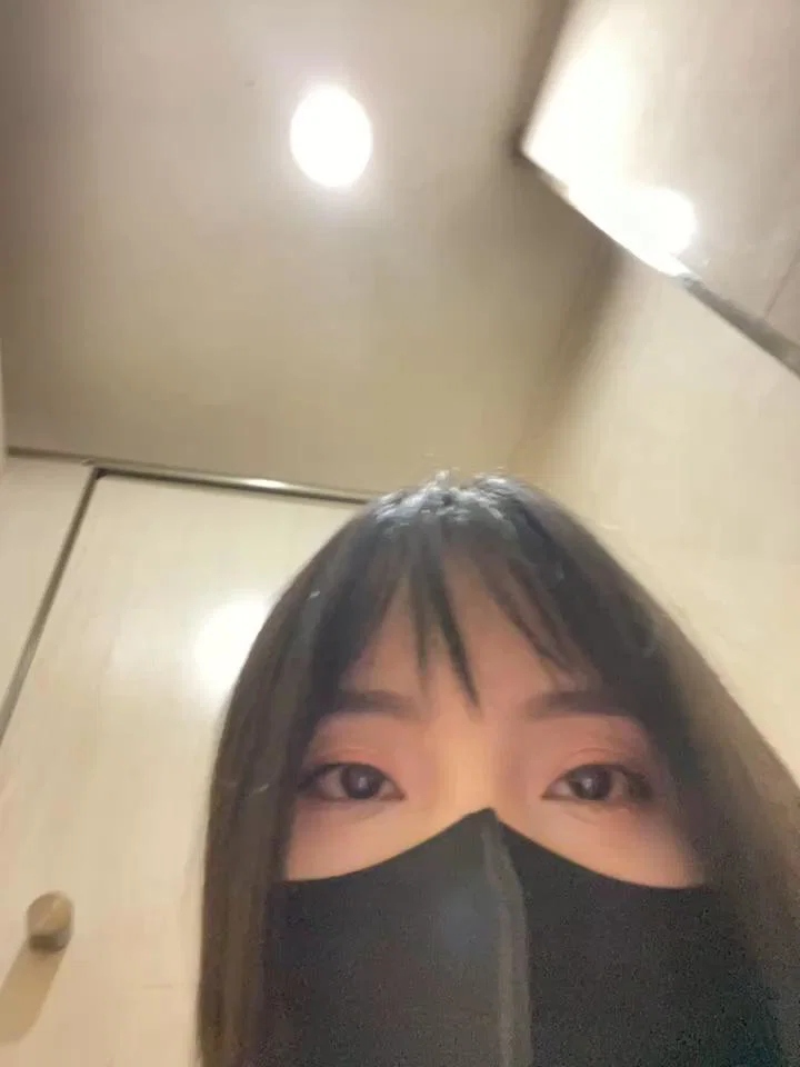 xiao-Lin Stripchat recording at 2025-10-12 00:00:00