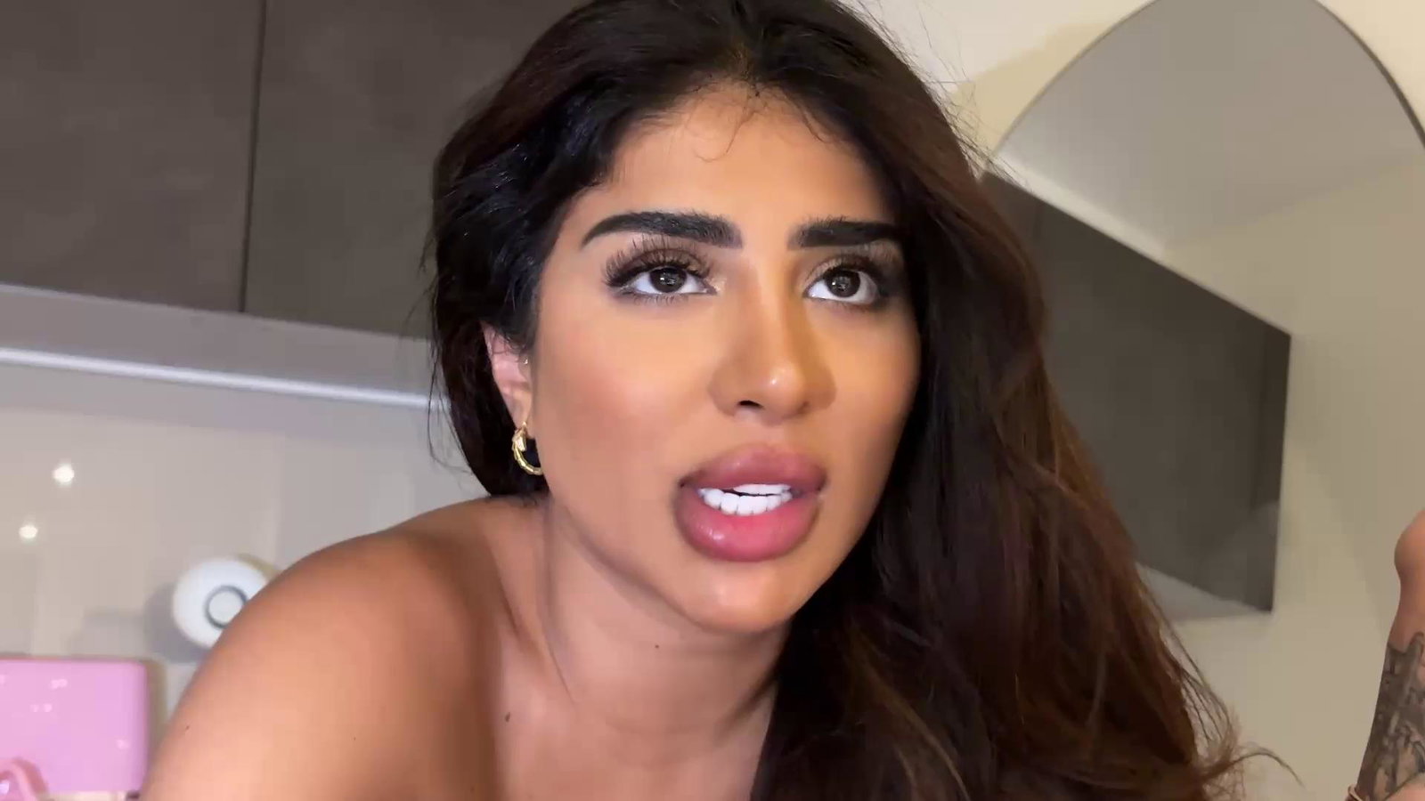 ArabicBarbie Stripchat recording at 2025-10-13 00:00:00