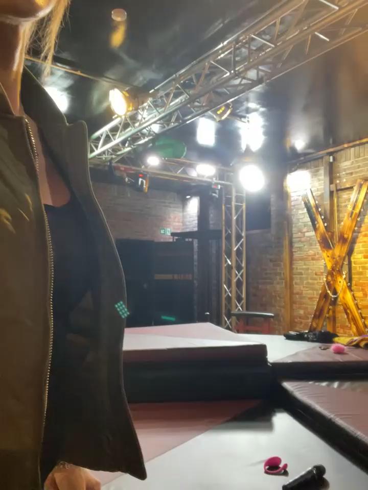 Etwas_neugierig Stripchat recording at 2025-10-13 00:00:00