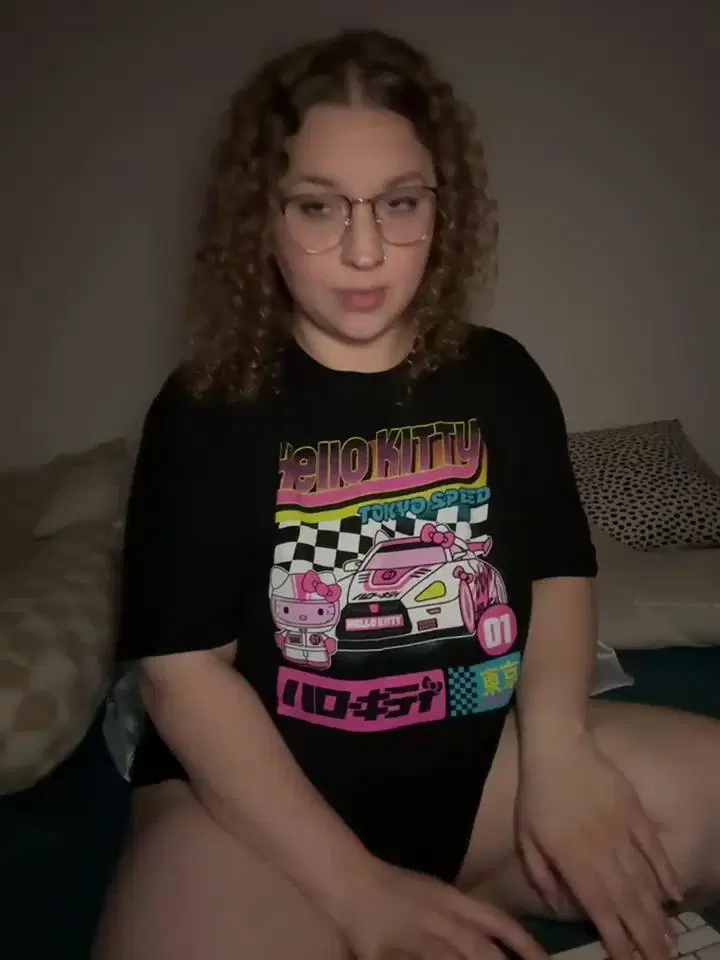 EmmieRae Stripchat recording at 2025-10-14 00:00:00