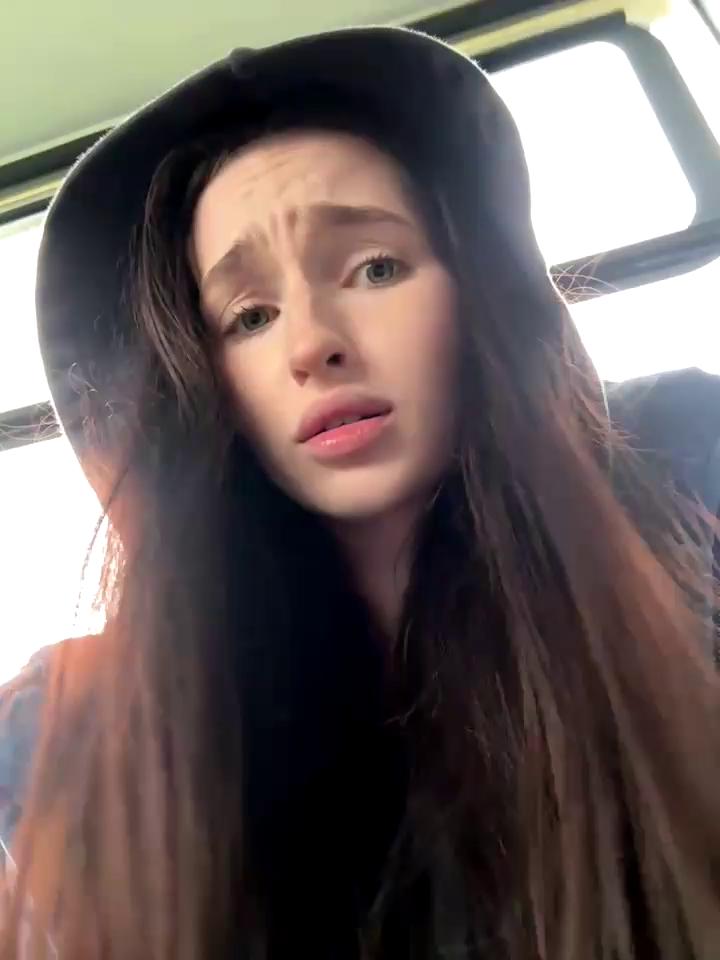 SnappyHappy Stripchat recording at 2025-10-14 00:00:00